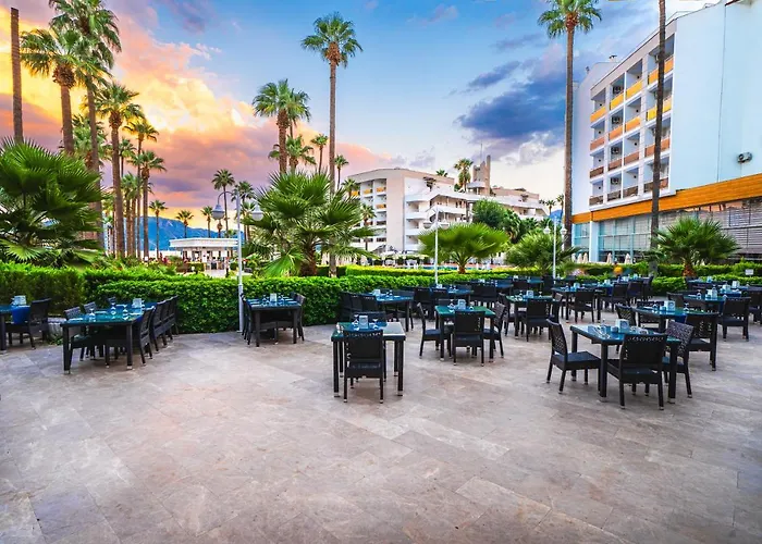 Prime 酒店 马尔马里斯